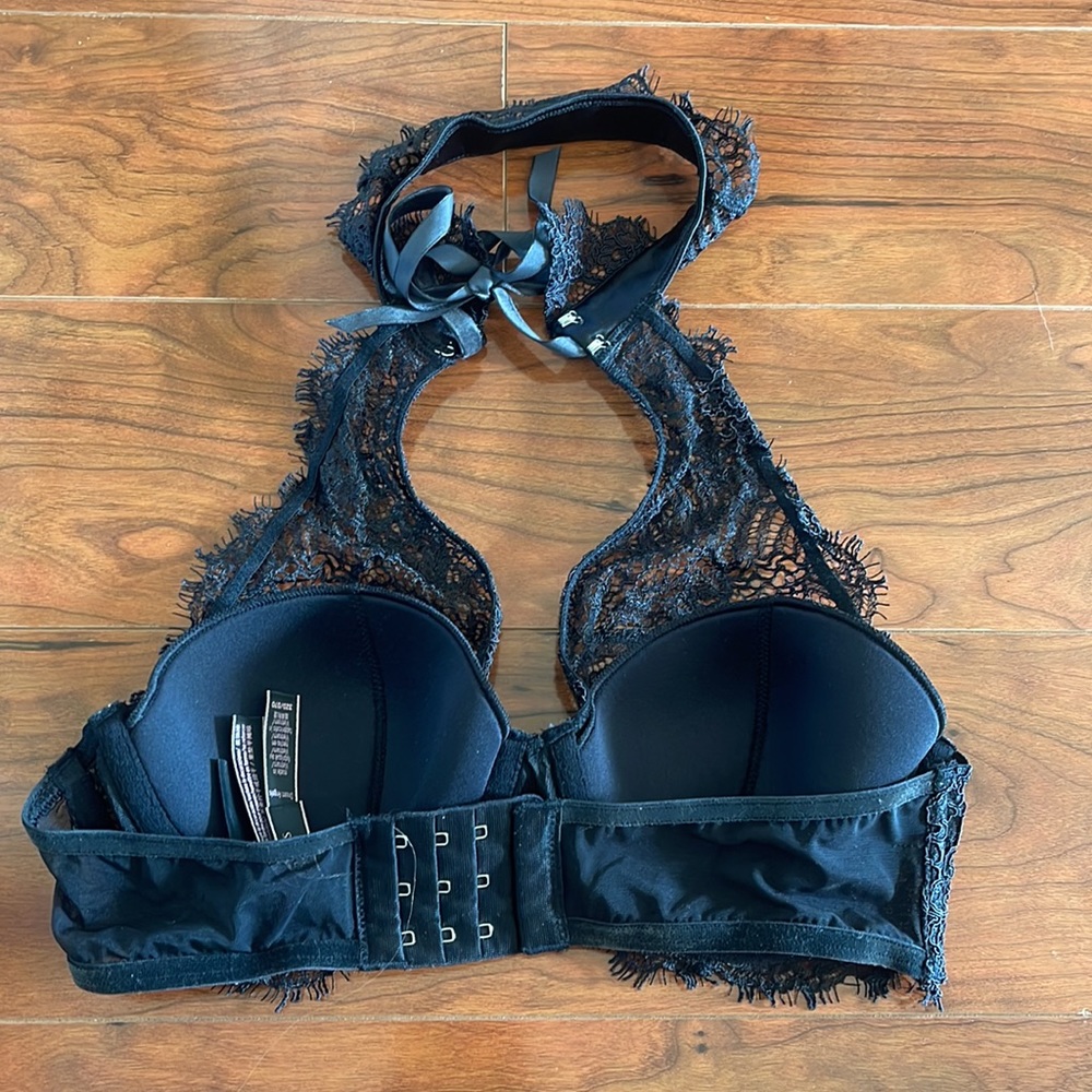 Victoria's Secret Dream Angels Black Lace Halter 32B Bra - Picture 5 of 8
